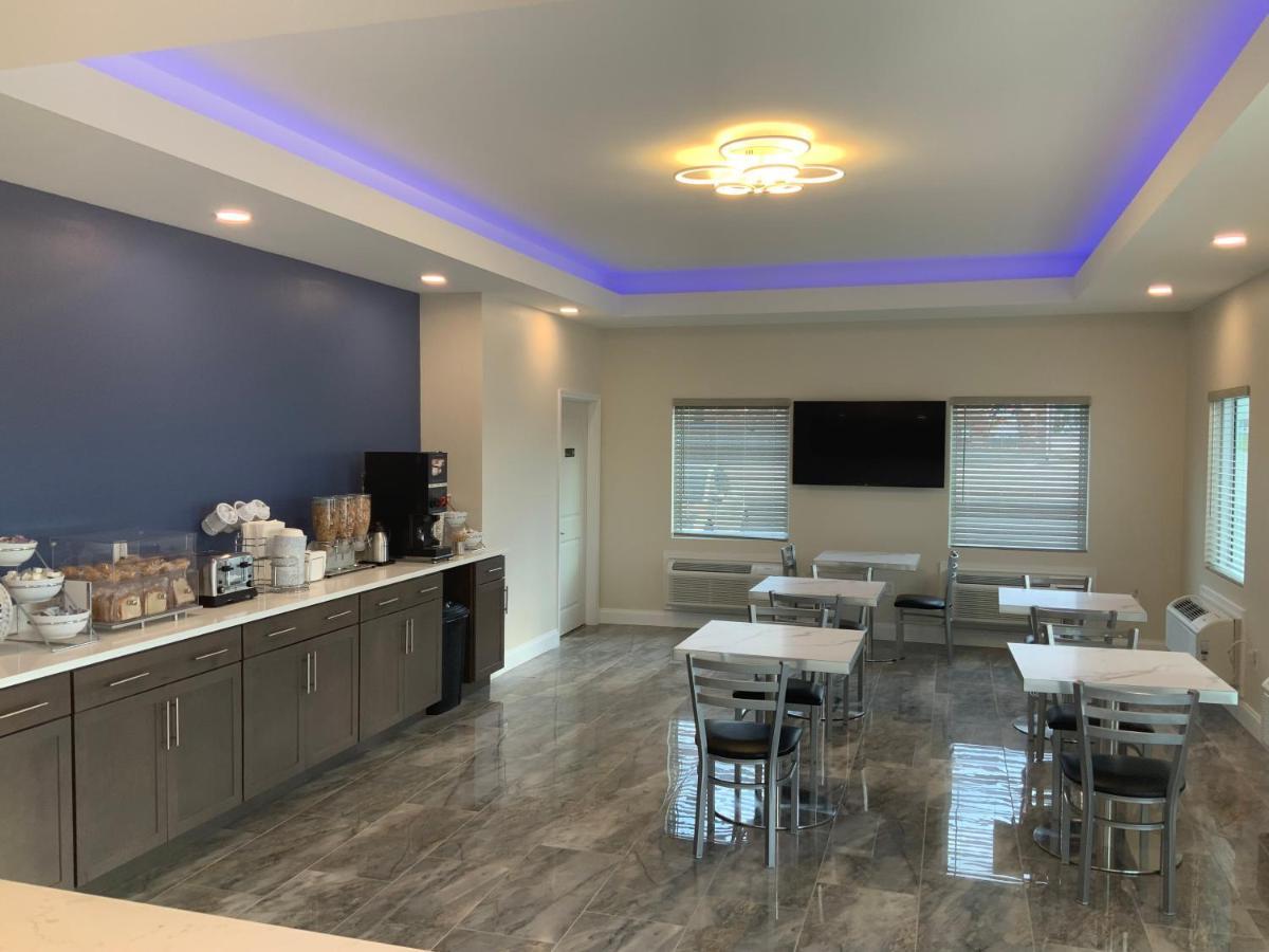 Days Inn By Wyndham Troy Il Extérieur photo