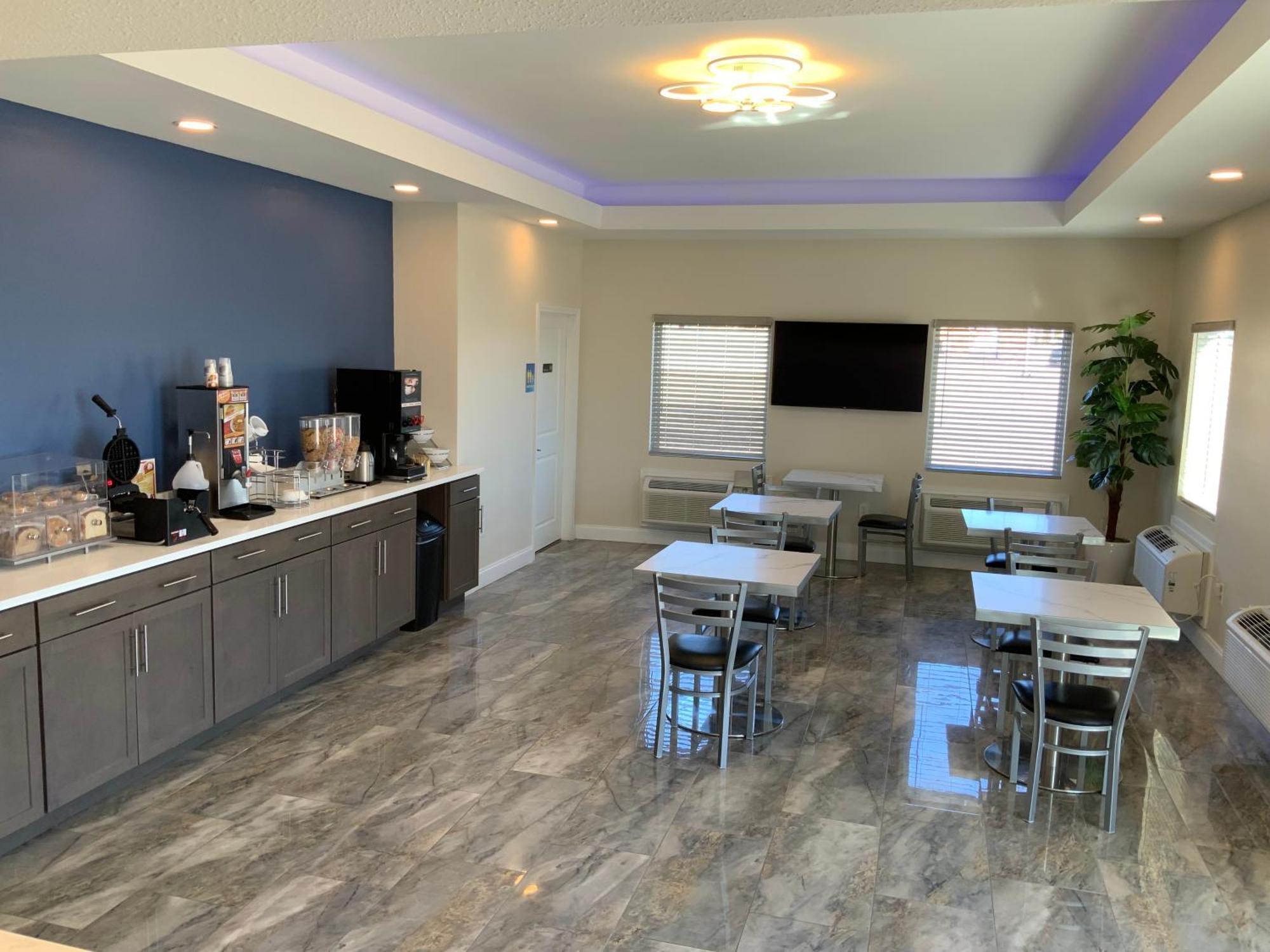 Days Inn By Wyndham Troy Il Extérieur photo